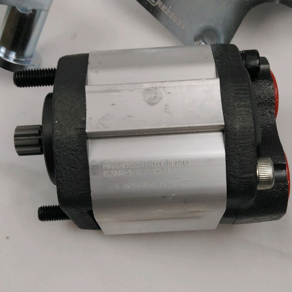 02RE228 12CC