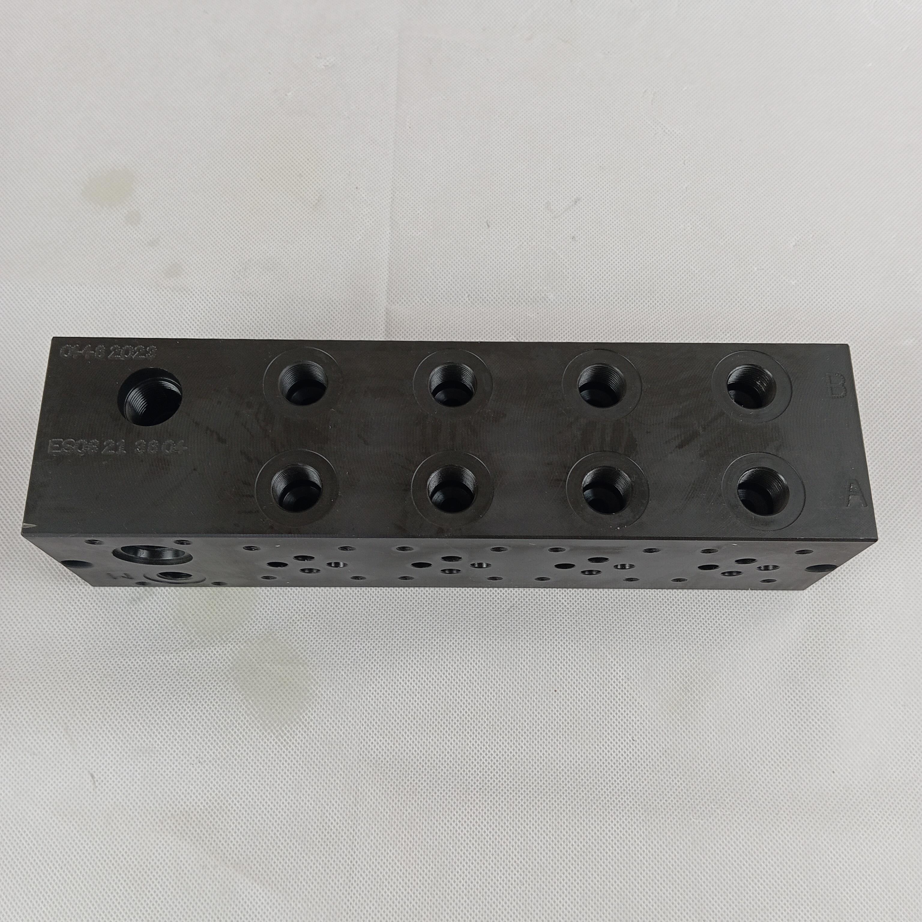 Manifold for 4 cetop 3
