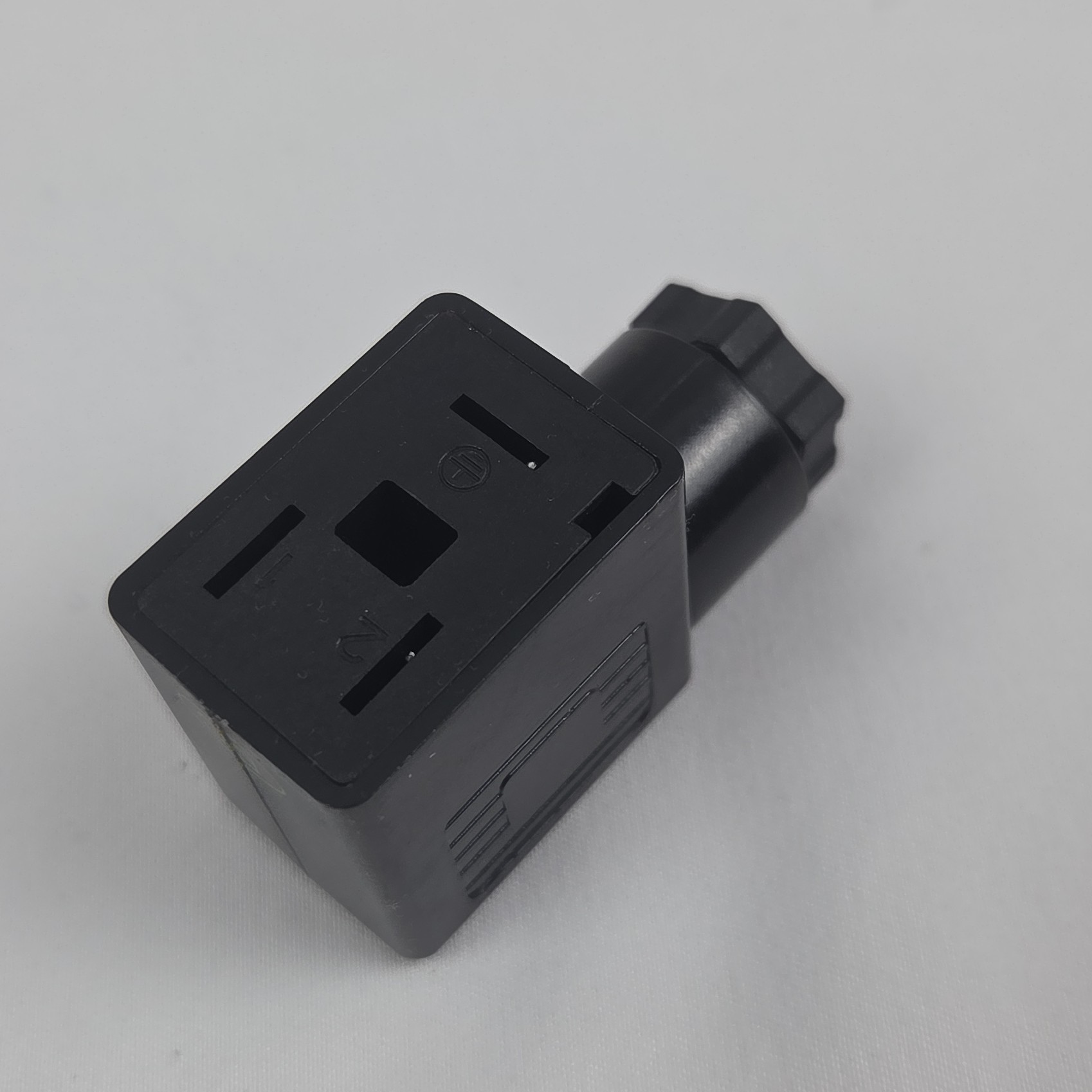 NEU100215DC 20260316 103804